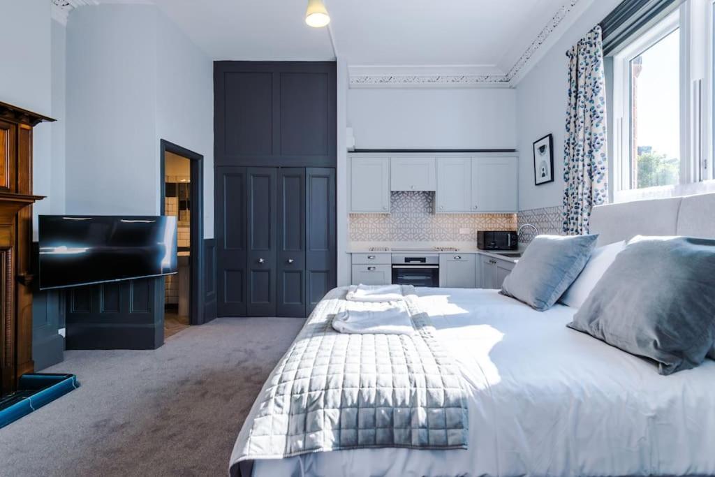 Apartment Supersized In